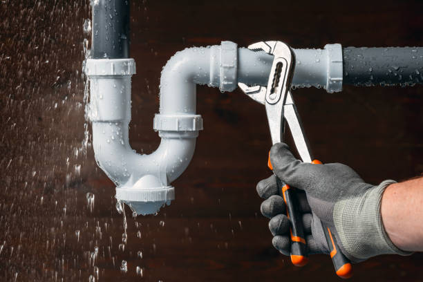Professional Gas Line Repair technician working in Cairo, NY